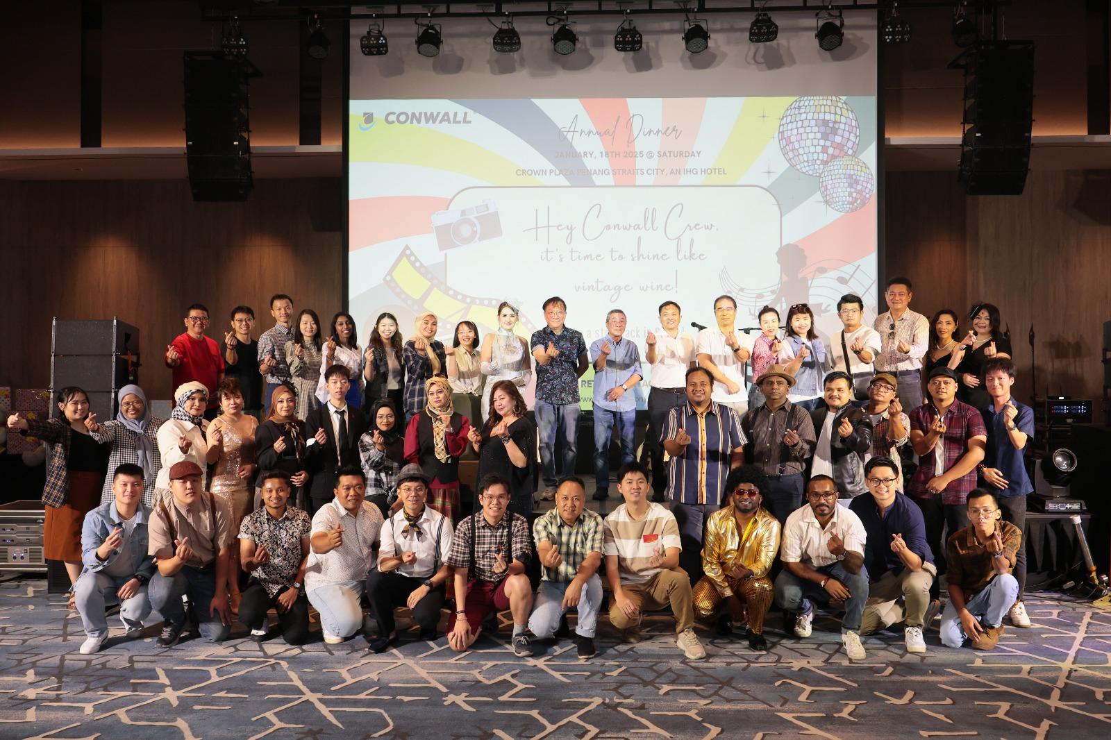 Conwall 2025 Annual Dinner – Sparkly Retro Nite